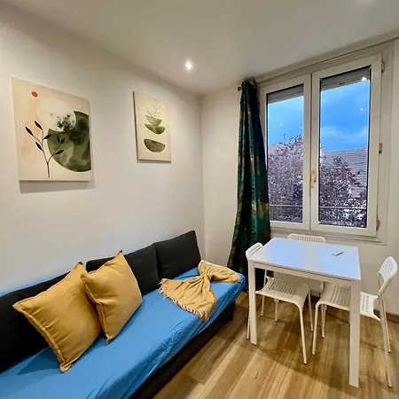 Apartment Chemin De Fer, Super Et Gagny